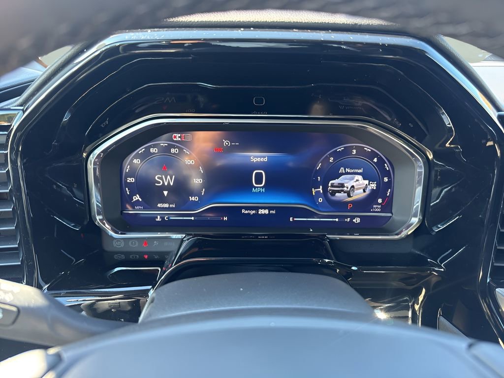 Used 2025 Chevrolet Silverado 1500 LT Trail Boss w/ Convenience Package II image 25