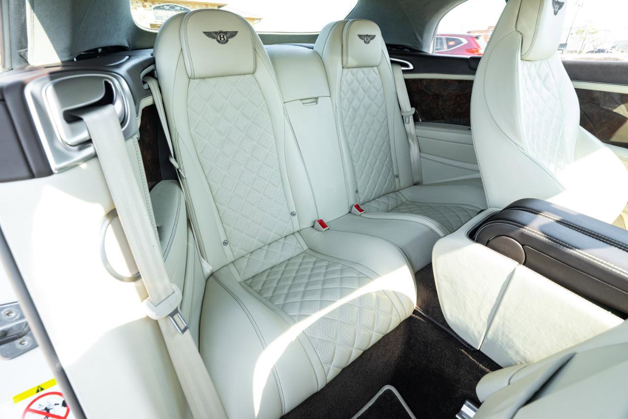 Used 2017 Bentley Continental GT image 41