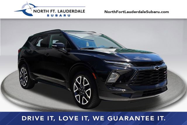 Used 2024 Chevrolet Blazer RS FWD image 1