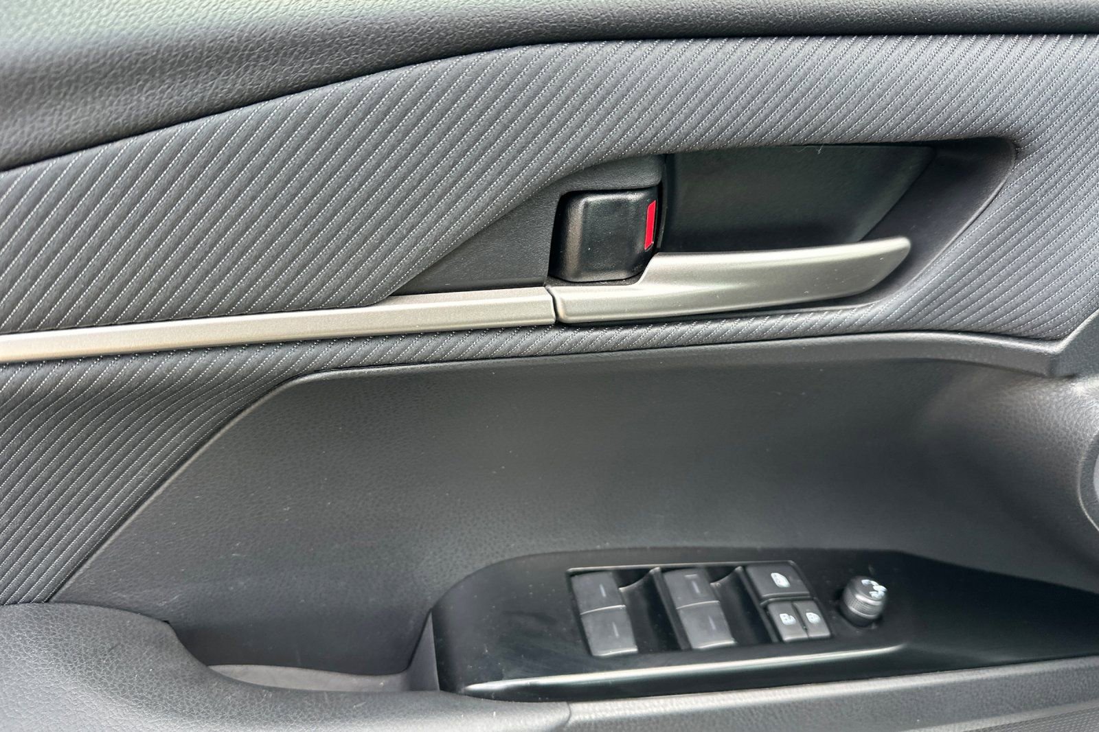 Certified 2025 Toyota Camry SE image 12