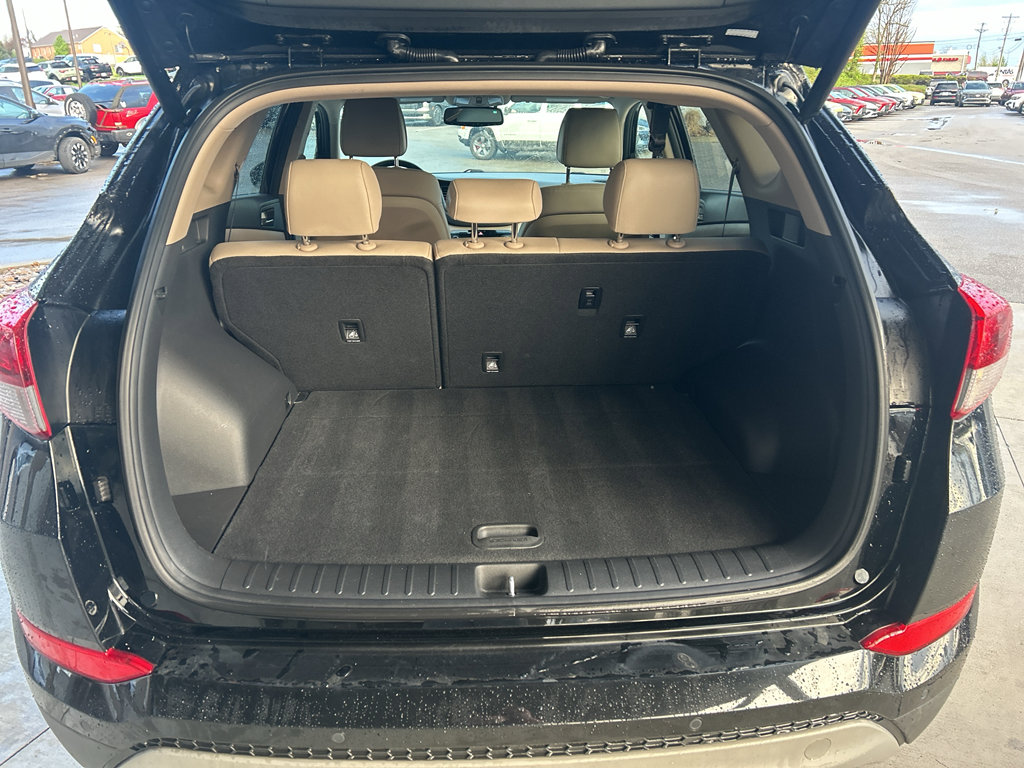 Used 2018 Hyundai Tucson Limited w/ Ultimate Package 02 image 9