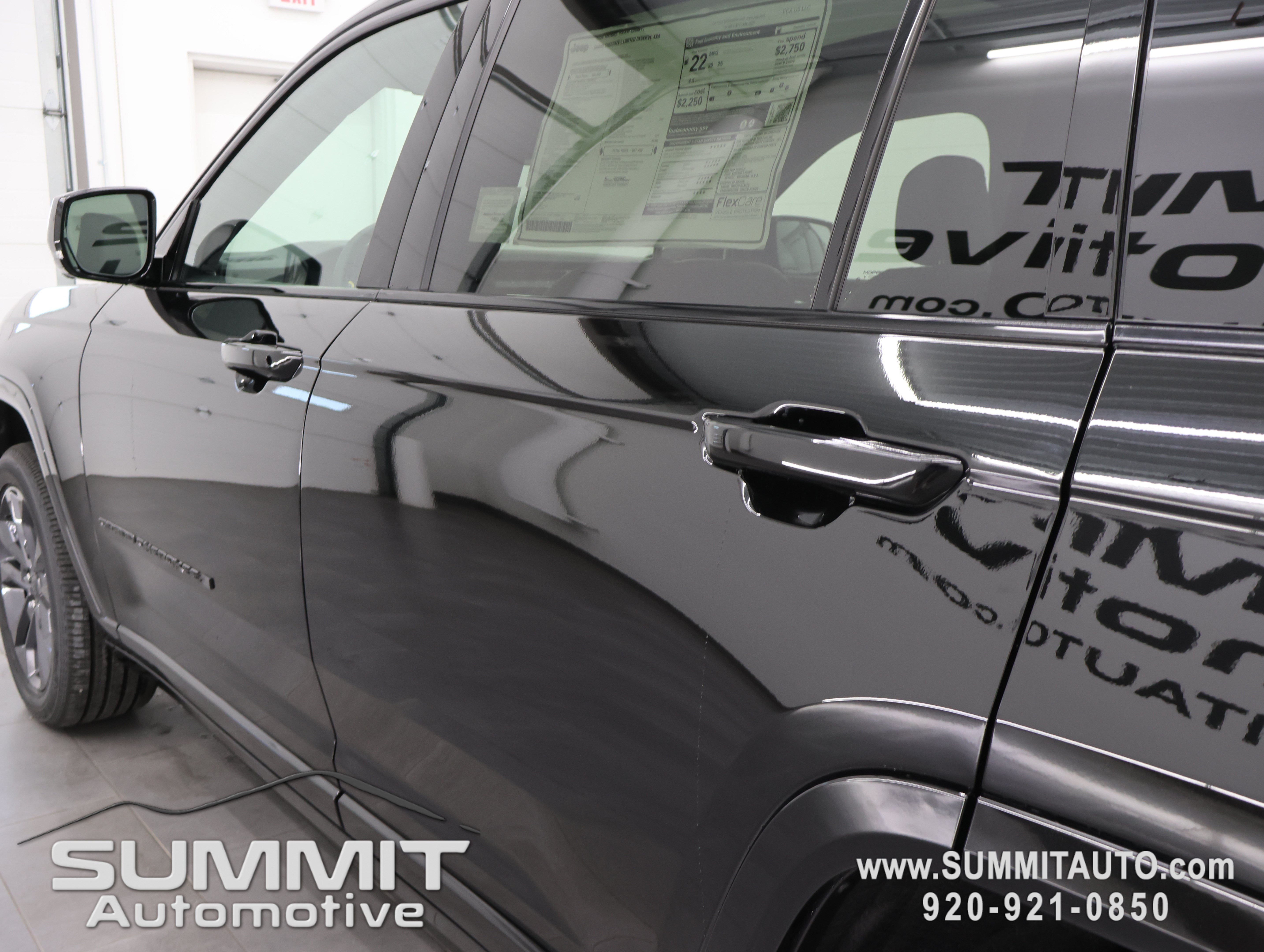 New 2026 Jeep Grand Cherokee L Limited AWD/4WD image 39