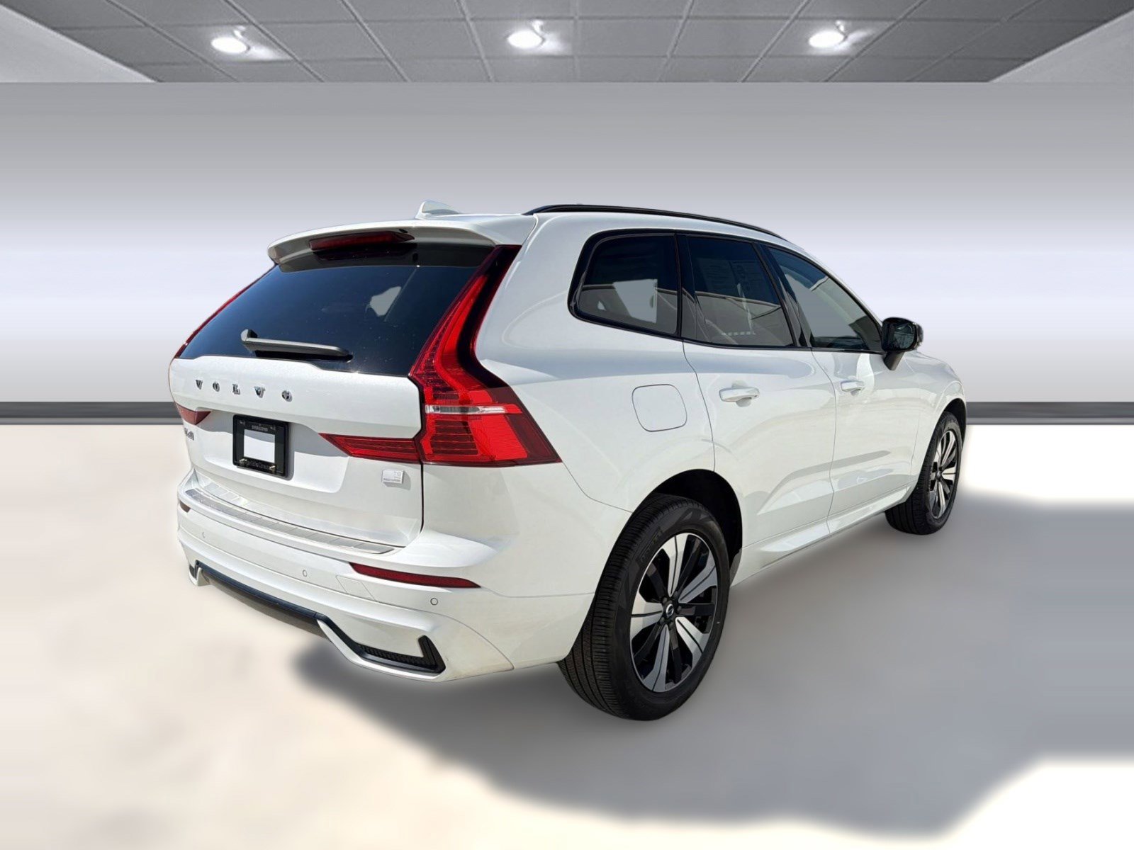 Used 2024 Volvo XC60 T8 Core w/ Protection Package Premier image 9
