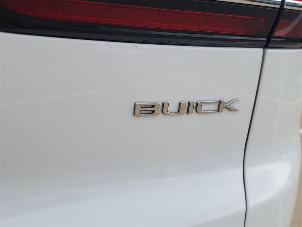 Used 2025 Buick Enclave Preferred image 6