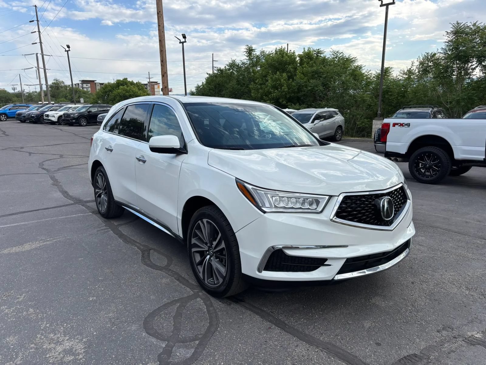 Used 2020 Acura MDX w/ Technology Package AWD/4WD image 3