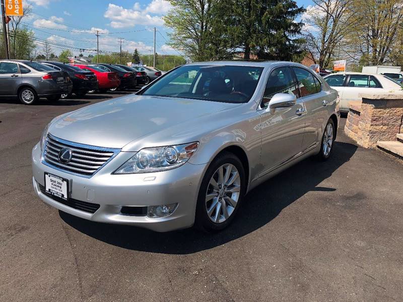 Used 2011 Lexus LS 460 AWD w/ Luxury Value Edition image 2