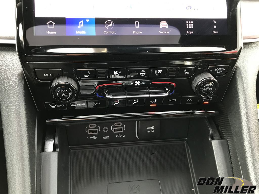 New 2025 Jeep Grand Cherokee Limited w/ Luxury Tech Group II image 23