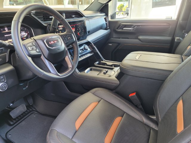 Used 2026 GMC Sierra 2500 AT4 AWD/4WD image 10