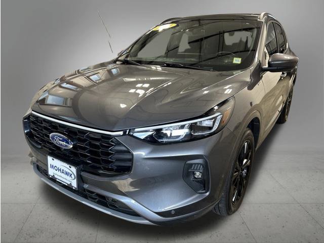 Used 2024 Ford Escape ST-Line Elite w/ Premium Technology Package AWD/4WD image 1