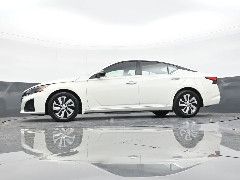 Used 2024 Nissan Altima 2.5 S image 49