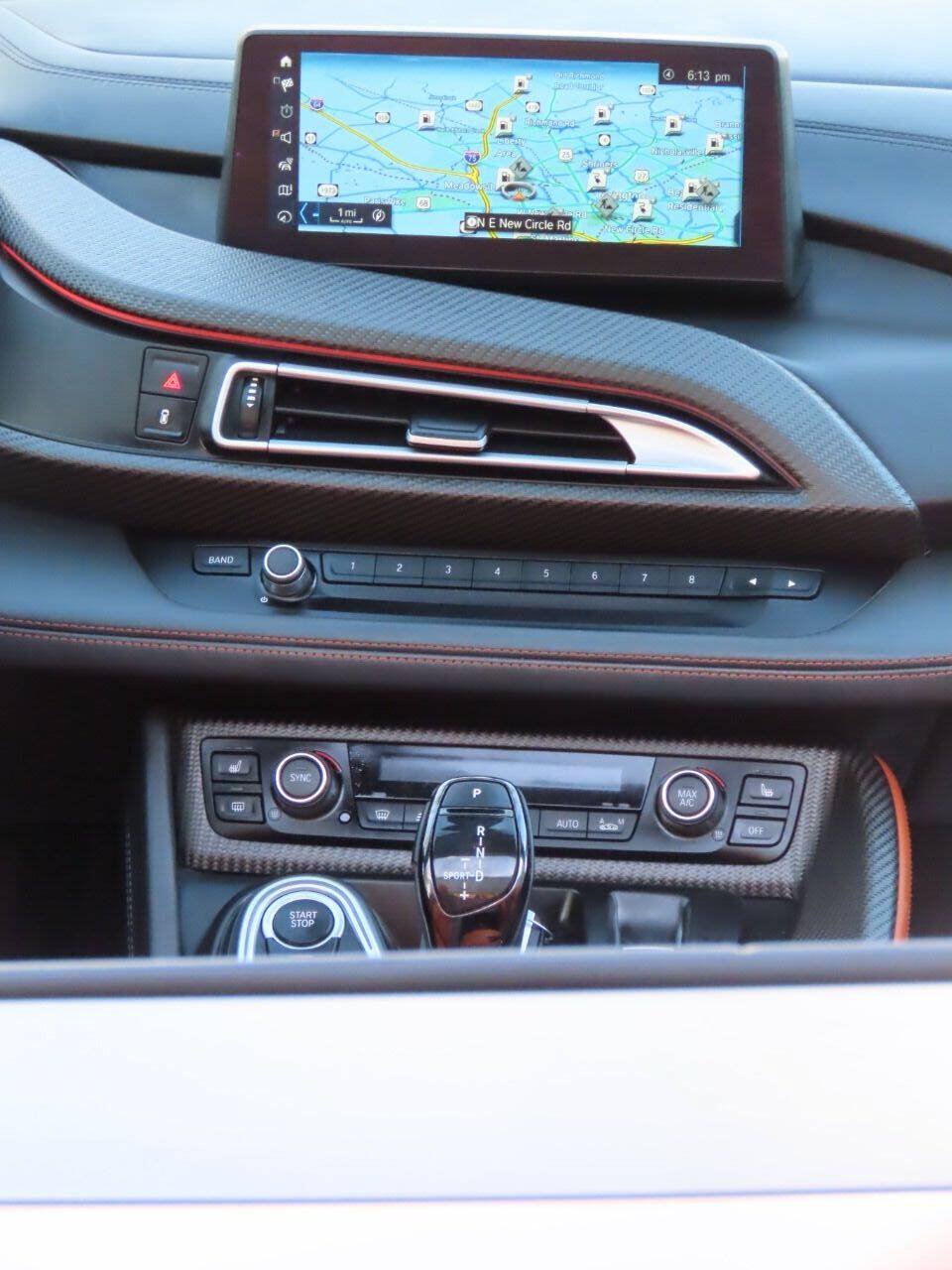 Used 2019 BMW i8 Roadster AWD/4WD image 43