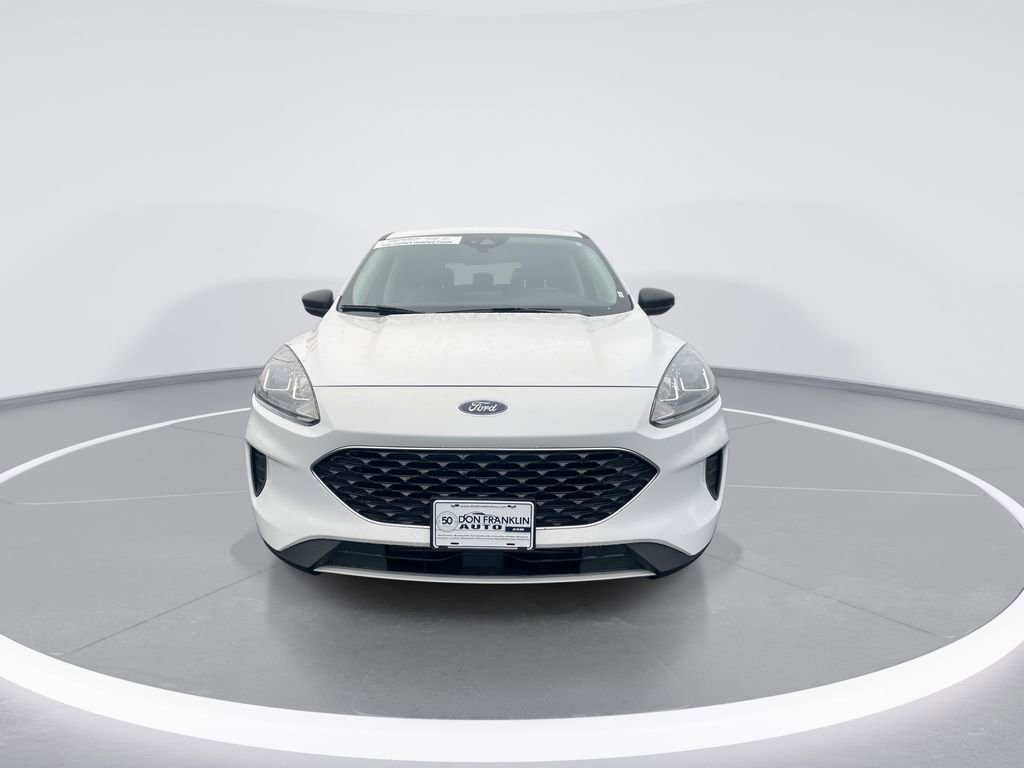 Used 2022 Ford Escape SE image 3