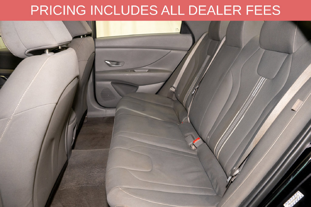Used 2024 Hyundai Elantra SEL FWD image 8