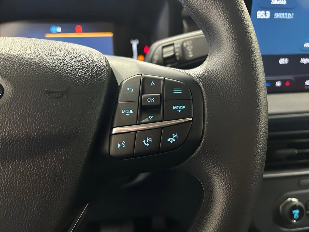 Used 2025 Ford Maverick XLT w/ Black Appearance Package image 20