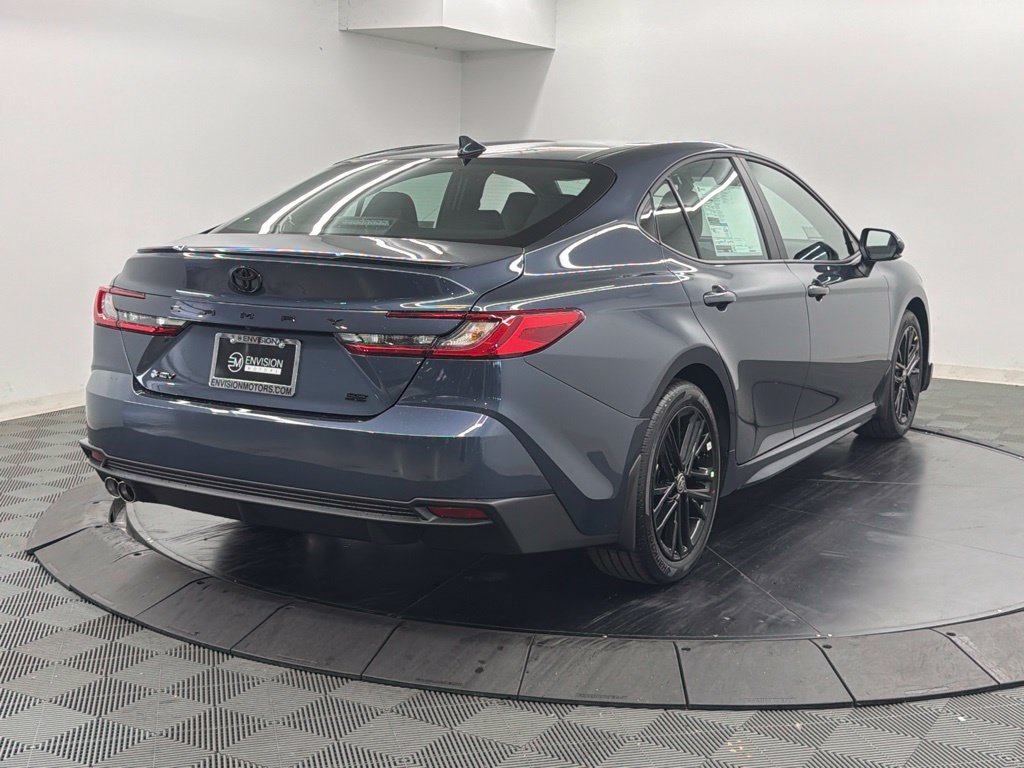 New 2026 Toyota Camry SE FWD image 9