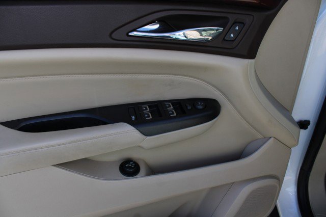 Used 2015 Cadillac SRX Premium w/ Driver Assist Package image 8