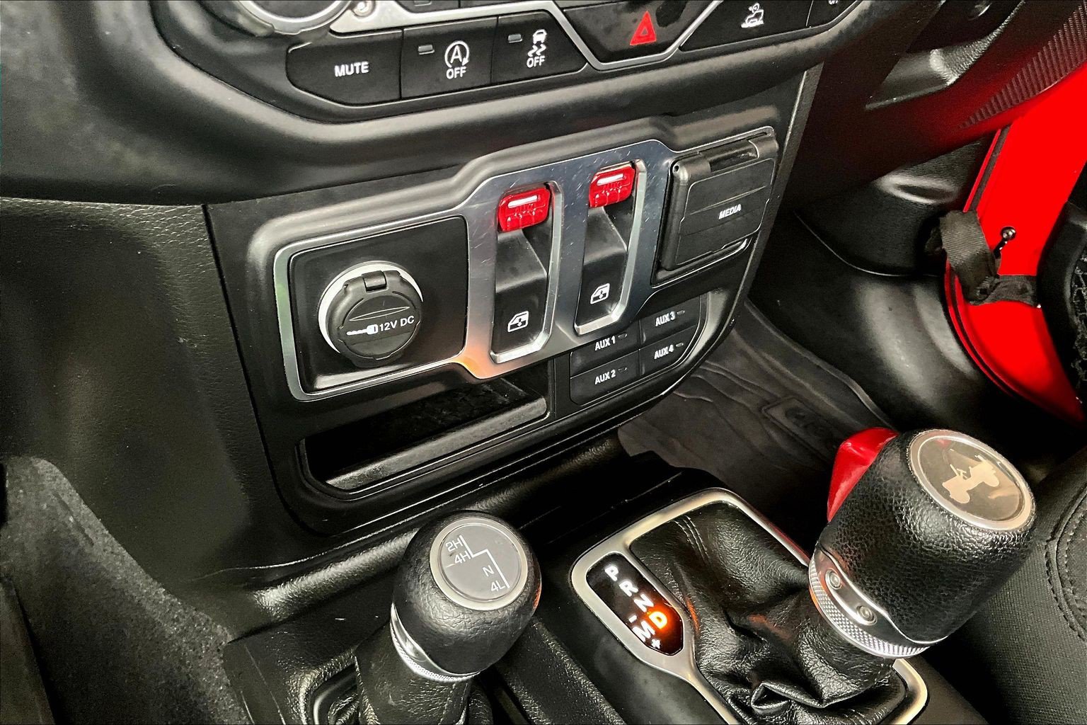 Used 2021 Jeep Wrangler Sport AWD/4WD image 15