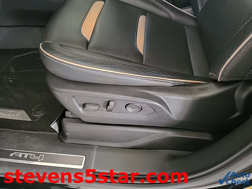 Used 2024 GMC Yukon AT4 image 13
