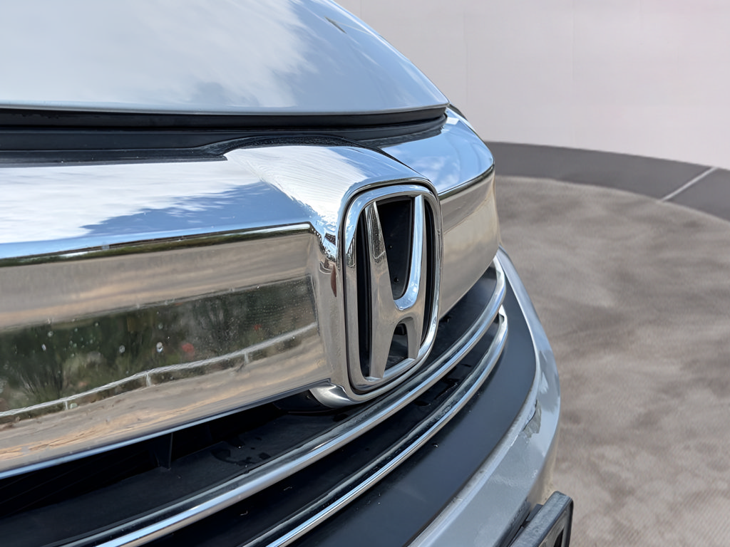 Used 2017 Honda Accord LX image 10