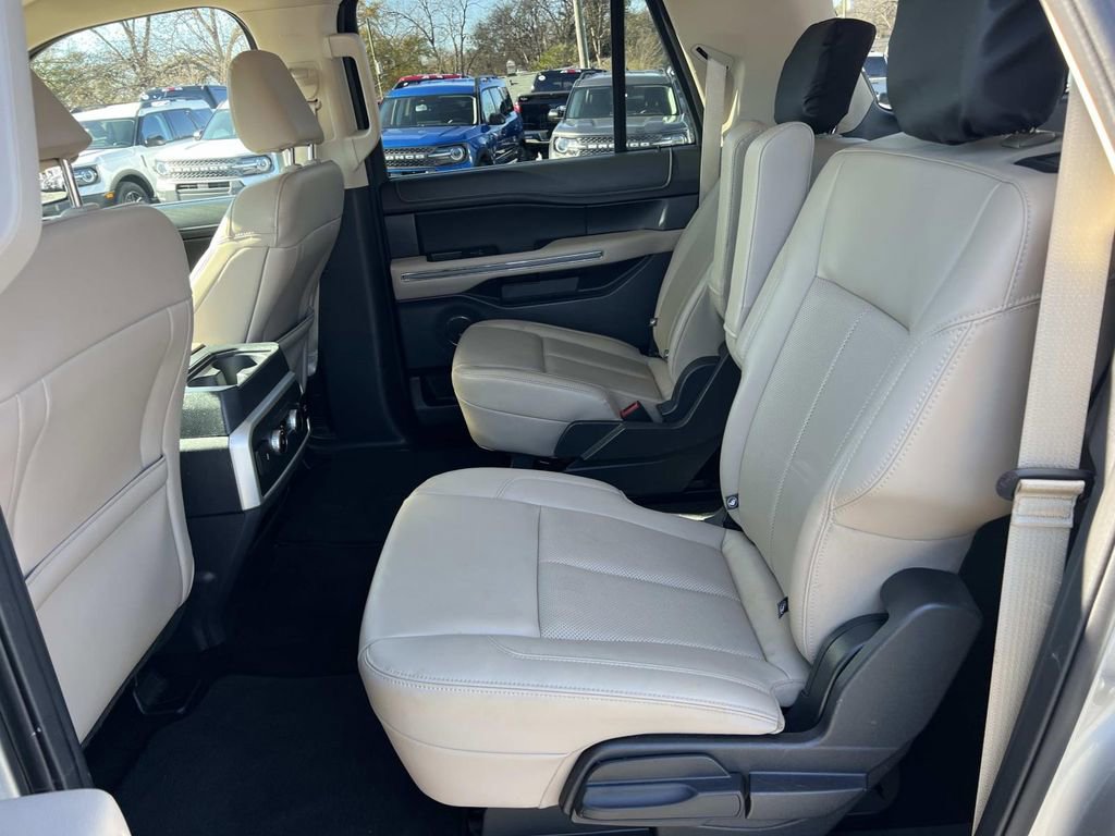 Used 2022 Ford Expedition Max XLT image 20