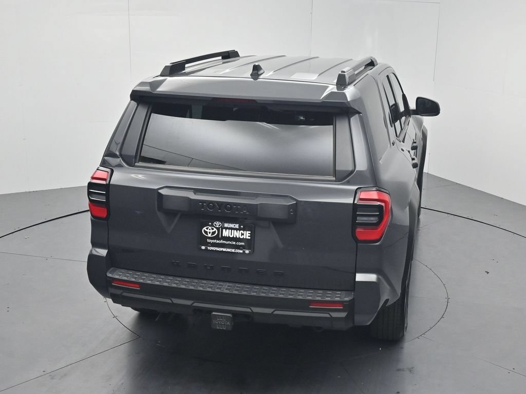 Used 2025 Toyota 4Runner SR5 AWD/4WD image 51