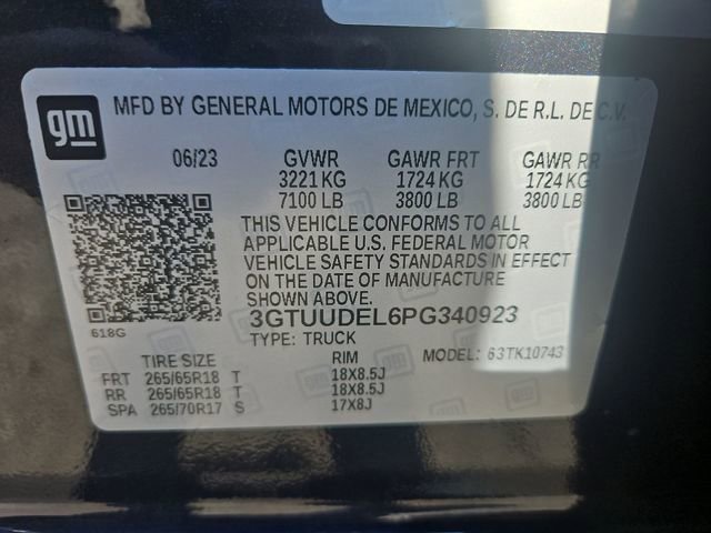 Used 2023 GMC Sierra 1500 SLT w/ SLT Convenience Package image 34