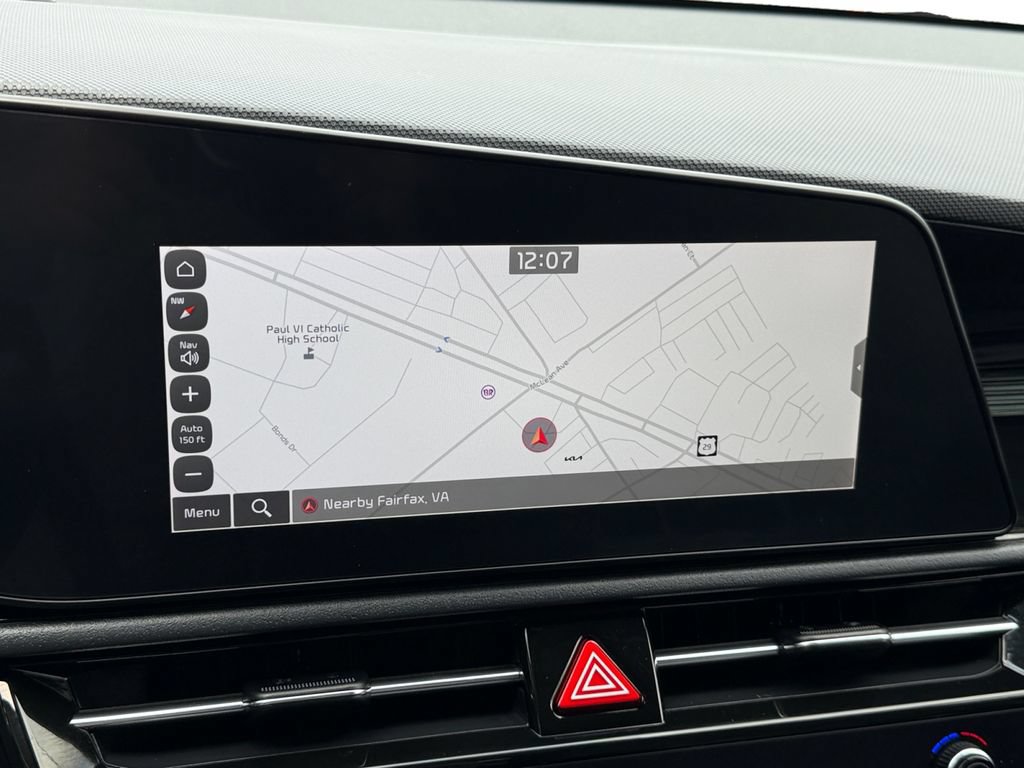 Certified 2023 Kia Niro EX FWD image 22