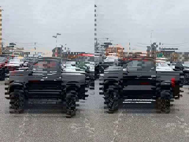 New 2026 GMC Canyon Denali w/ LPO, Denali Black Edition image 2