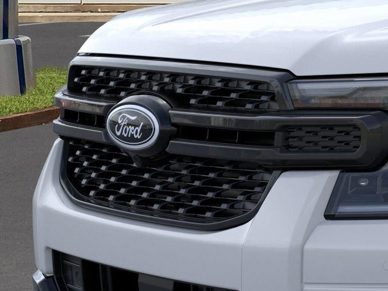 New 2025 Ford Ranger Lariat w/ FX4 Off-Road Package AWD/4WD image 17