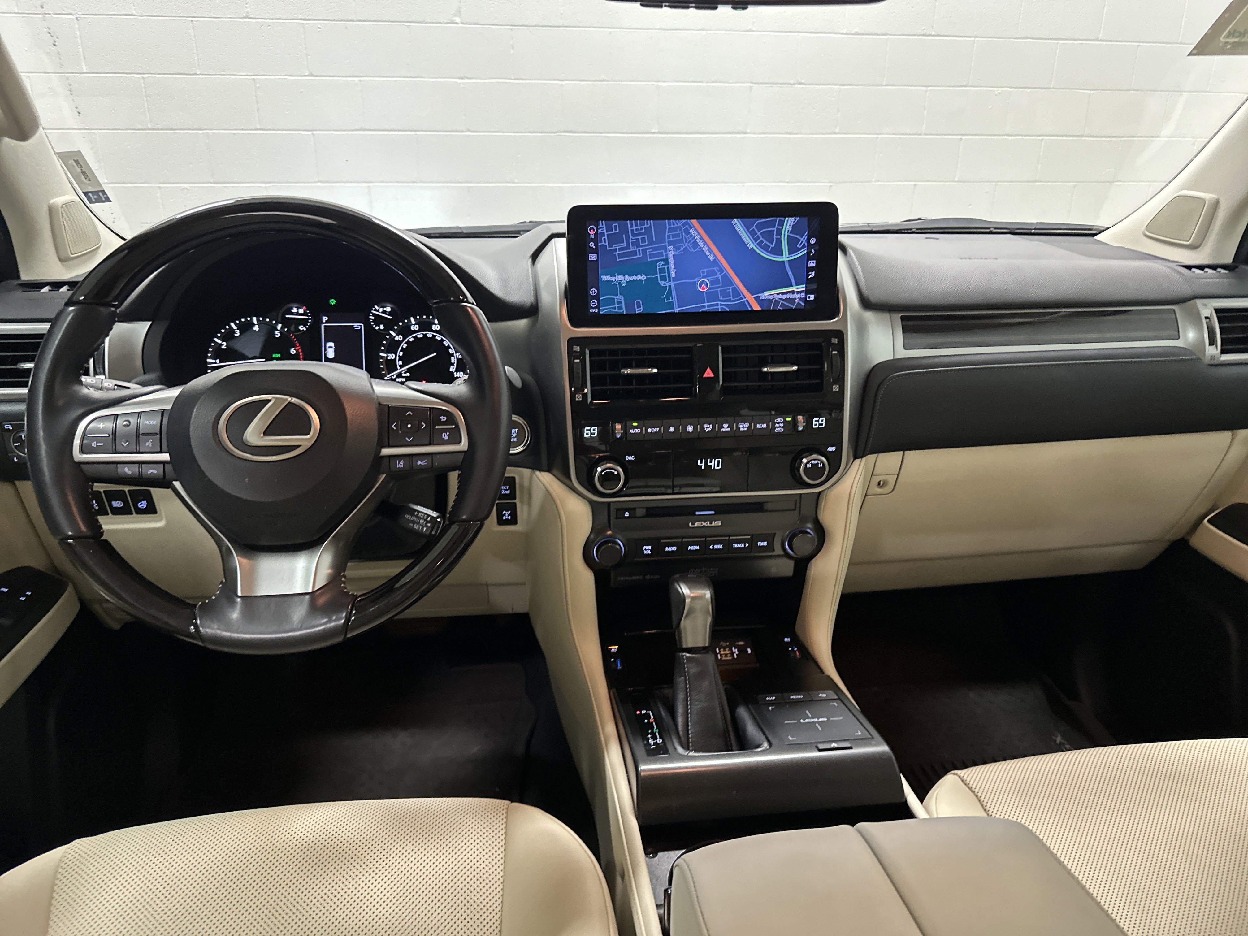 Certified 2023 Lexus GX 460 Premium AWD/4WD image 29