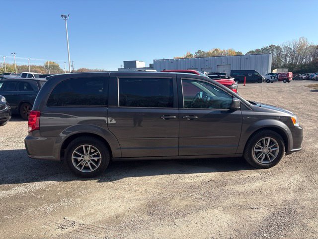Used 2015 Dodge Grand Caravan SE FWD image 9