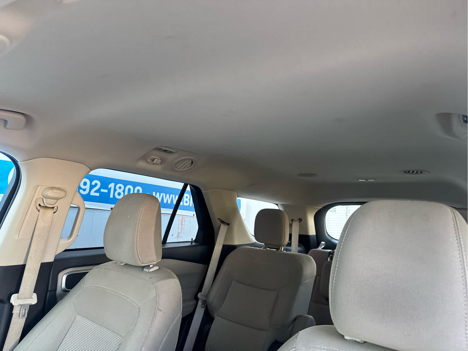 Used 2023 Ford Explorer XLT AWD/4WD image 31