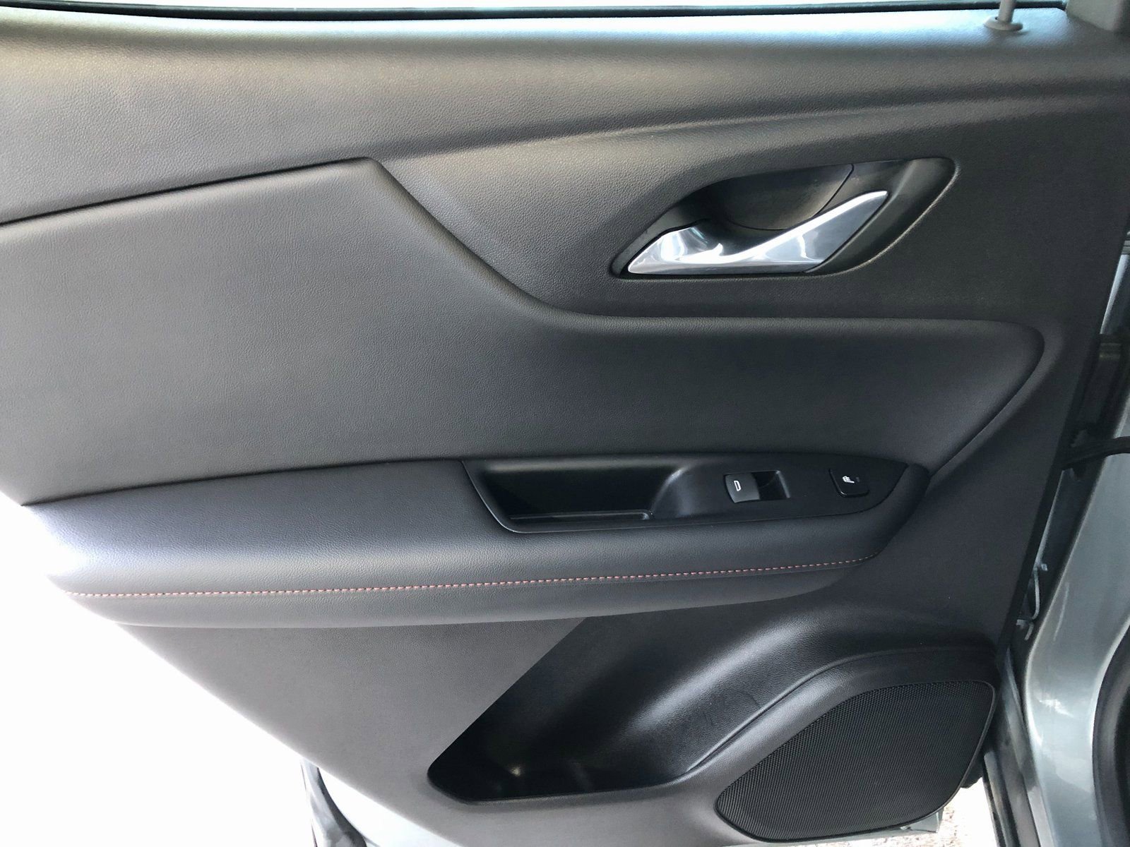 Certified 2024 Chevrolet Blazer RS w/ Driver Confidence II Package image 16