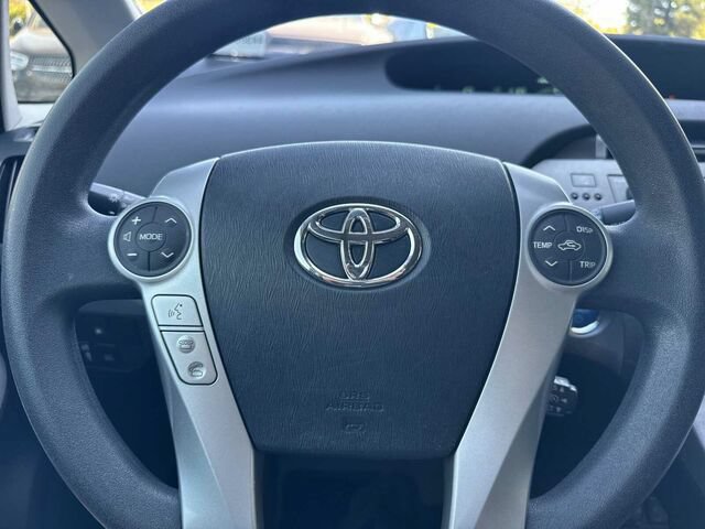 Used 2015 Toyota Prius Prime Plug-In Hybrid FWD image 28