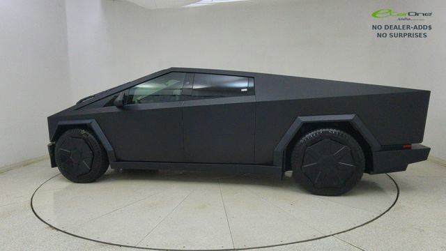 Used 2024 Tesla Cybertruck AWD Crew Cab image 62