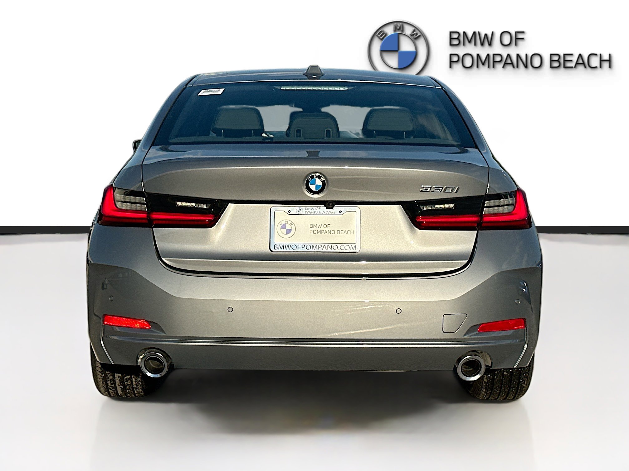 New 2026 BMW 330i Sedan w/ Premium Package image 5