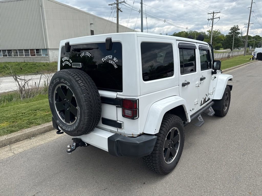 Used 2012 Jeep Wrangler Unlimited Sahara AWD/4WD image 3
