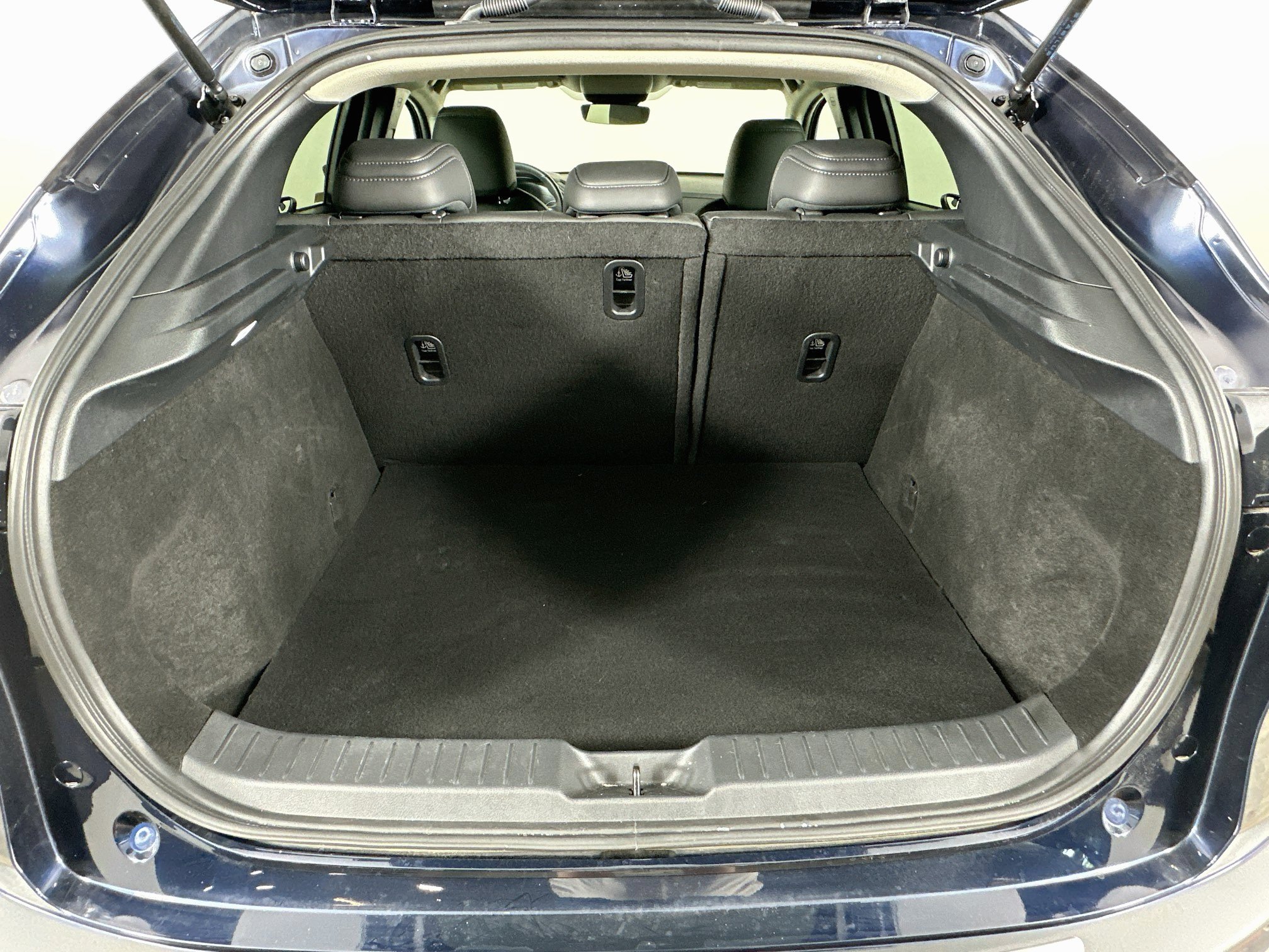 Used 2025 MAZDA CX-30 AWD 2.5 S w/ Select Sport Pkg image 28