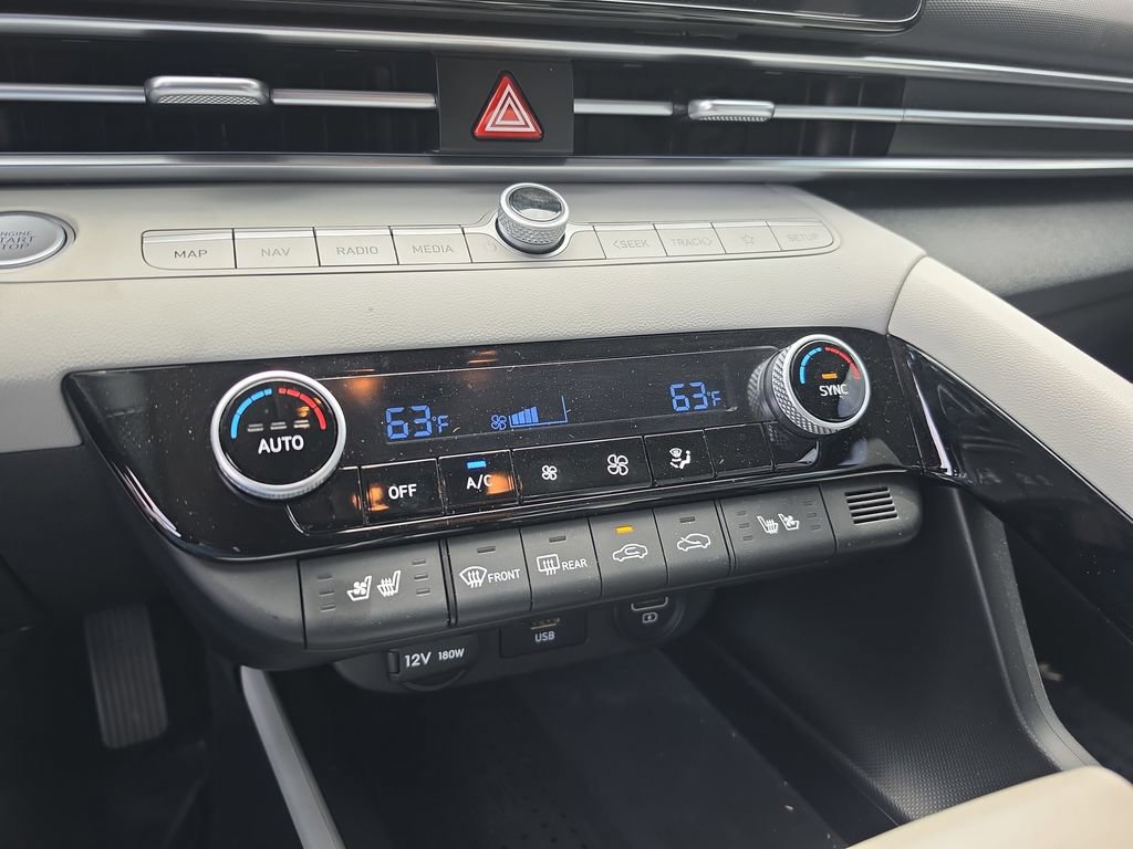 Used 2023 Hyundai Elantra Limited FWD image 26