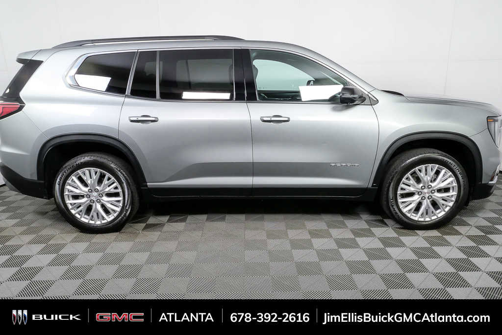 Used 2024 GMC Acadia Elevation w/ Luxury Package image 2