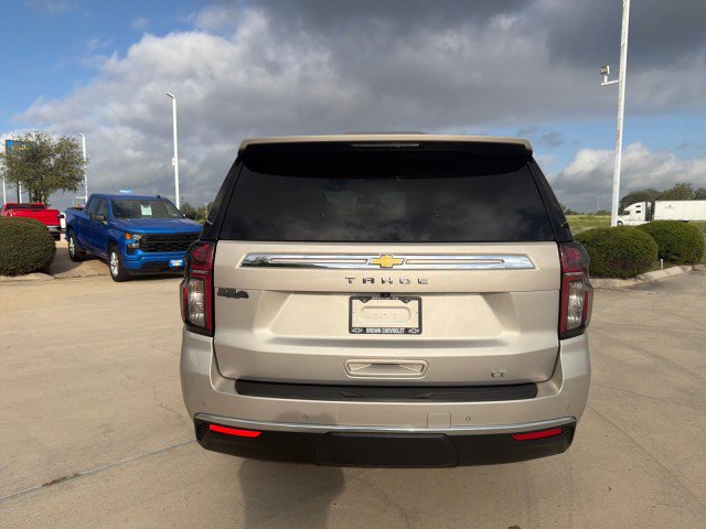 Used 2022 Chevrolet Tahoe LT w/ Luxury Package RWD image 14
