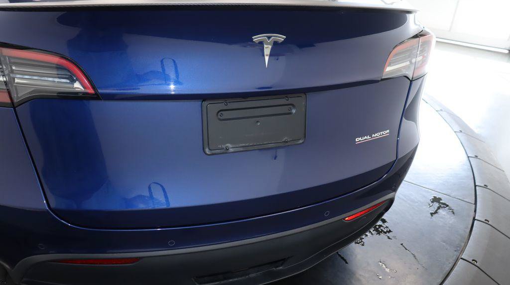 Used 2022 Tesla Model Y Performance AWD/4WD image 14