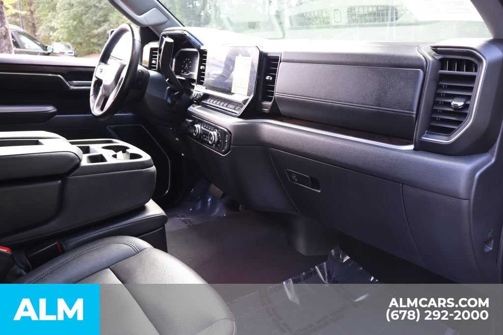 Used 2025 GMC Sierra 1500 SLT RWD image 27