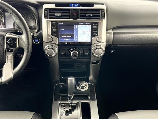 Used 2022 Toyota 4Runner SR5 Premium image 16