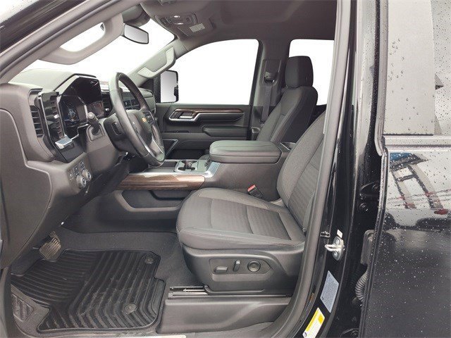 Used 2024 Chevrolet Silverado 2500 LT w/ Safety Package image 15