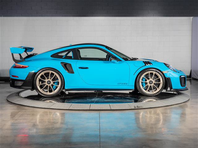 Used 2018 Porsche 911 GT2 RS RWD image 8