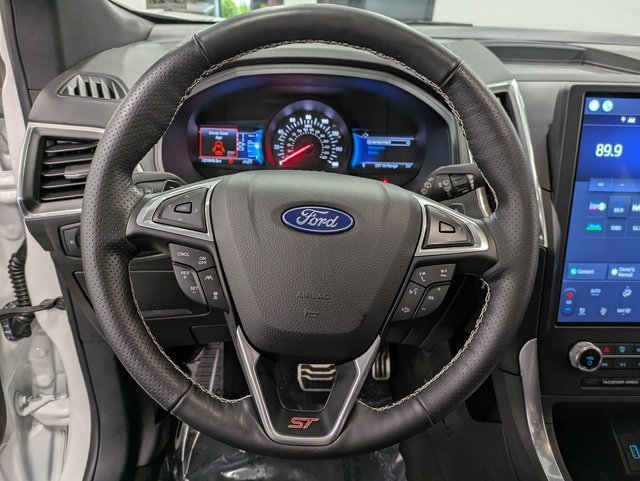 Used 2022 Ford Edge ST w/ Equipment Group 401A image 19