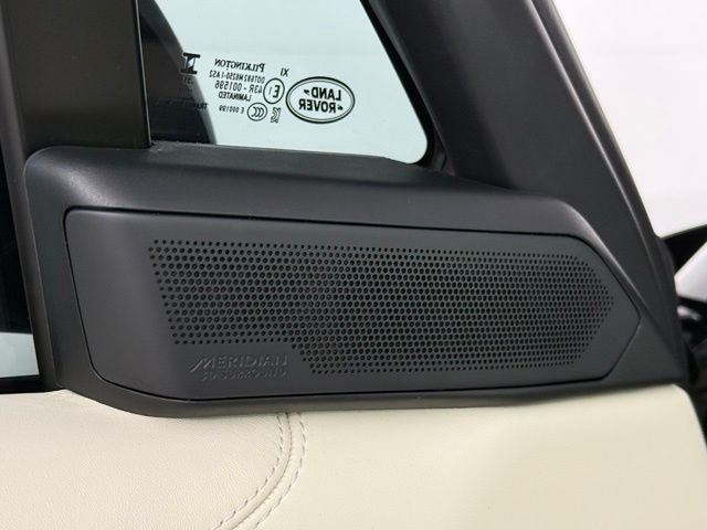 Used 2026 Land Rover Range Rover SE AWD/4WD image 22