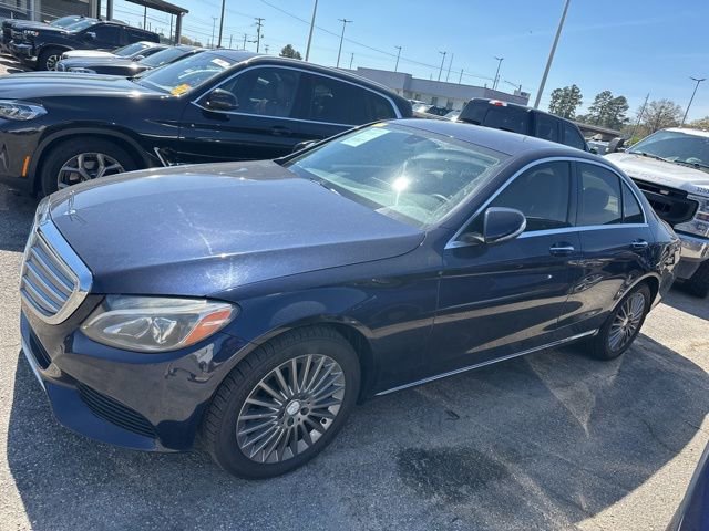 Used 2015 Mercedes-Benz C 300 4MATIC Sedan image 3