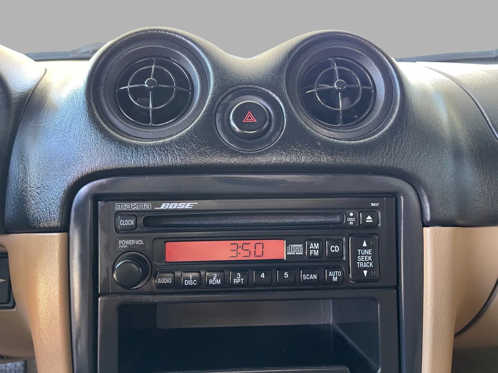 Used 2001 MAZDA MX-5 Miata LS RWD image 31